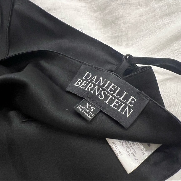 Danielle Bernstein Black Bandana Tie Top - Picture 3 of 3